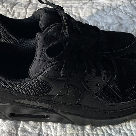 Nike Air Max 90 - men's size US 10 - black - Like New condition - Picture 2 of 8
